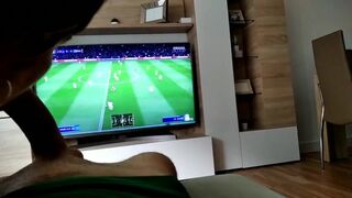 A Rich Blowjob while we Play FIFA 20 Jomilove - BussyHunter.com