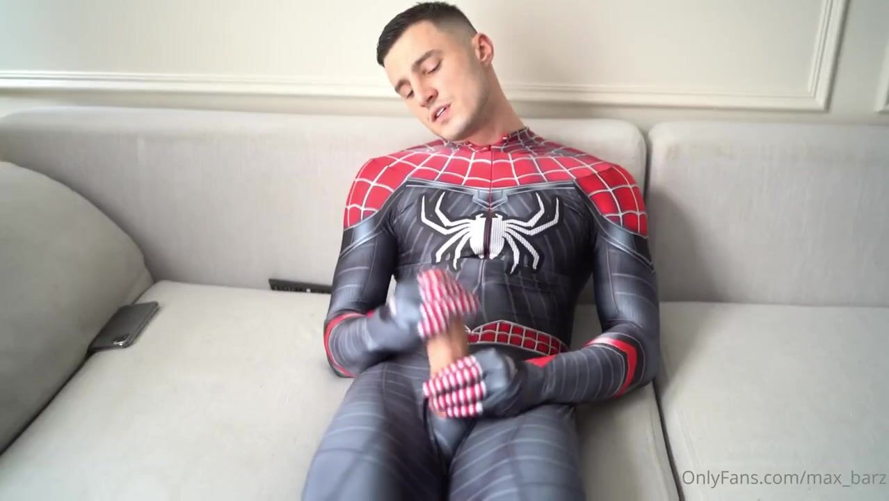 Max Barz Spiderman Big Dick Cum Out - Free Gay Porn - Amateur Gay Porno