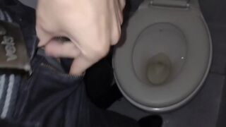 i will always record me peeing for my pornhub fans nathan nz 2