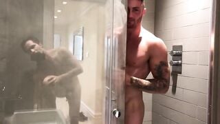 mark london showering with michael lucas