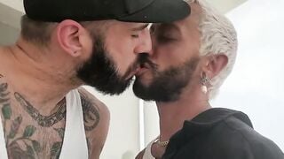 sucking galo s big cock romeo davis xl