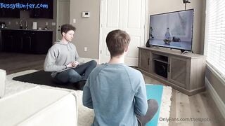 stepbrothers big bro and lil bro do yoga and end up playing naked 18 min bussyhunter com gay porn