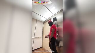 eddiebigd getting caught in the elevator bussyhunter com gay porn videos xxxx