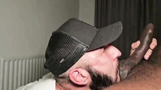 Sucking Big Cock in Stockwell - Gay Porn Video