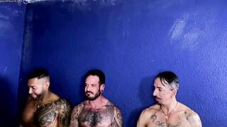 6 guys cruising to orgy - Gay Porn Sex