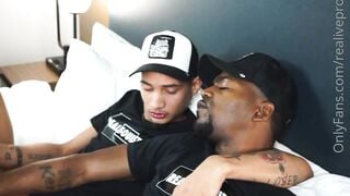 Realivepro & King44444 - Gay Porn Sex Video