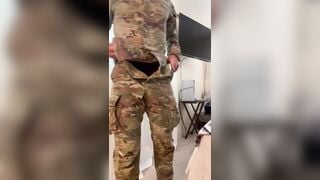 militarytwunk stripping down