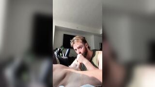 HungDTW - letting da_boobie service my hole with his tongue