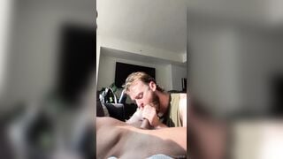 HungDTW - letting da_boobie service my hole with his tongue