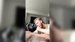 HungDTW - letting da_boobie service my hole with his tongue