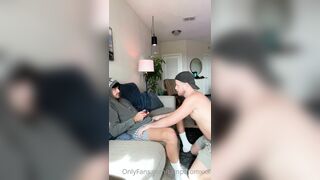 Tampa Tom - Worshipping kinglouisix 9 inch cock while he sits back and plays video games