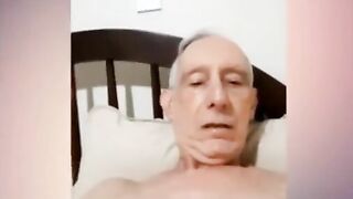 grandpa sow his horny ass2