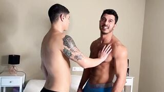 Lobo Carreira  Bastian Karim - Gay Porn Video