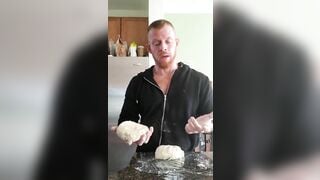 65 - 9th Nov 2017) Baking pie crust and a hand form galette. Trying a cooking video on for size with you subscribers. If you like seeing this sort of content please let me know.