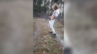 Musce Fit Guy Risky Fap outside SelfSuckLust - BussyHunter.com