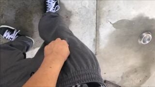 Backyard Sagging - SexySaggerYo sexysaggeryo - BussyHunter.com