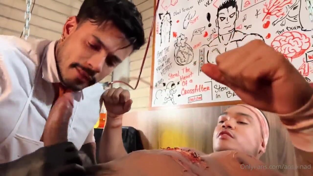 Homemade gay porn - Frankenstein - Alejo Ospina & Zeus Strong