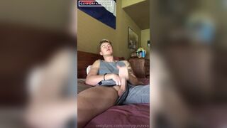 CodyGunzXXX-solo-jerk-off