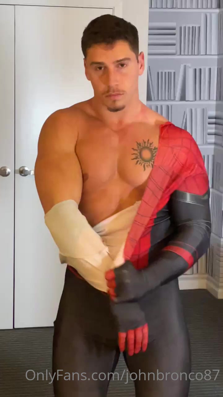 2021-02-23 naughty spidey -John Bronco Homemade Gay Porn - Amateur Gay Porn